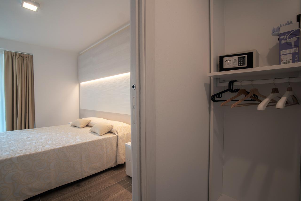 Aparthotel Miramare Grado Dış mekan fotoğraf