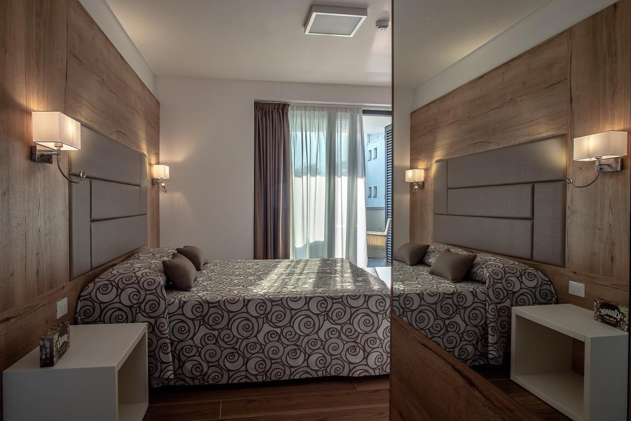 Aparthotel Miramare Grado Dış mekan fotoğraf