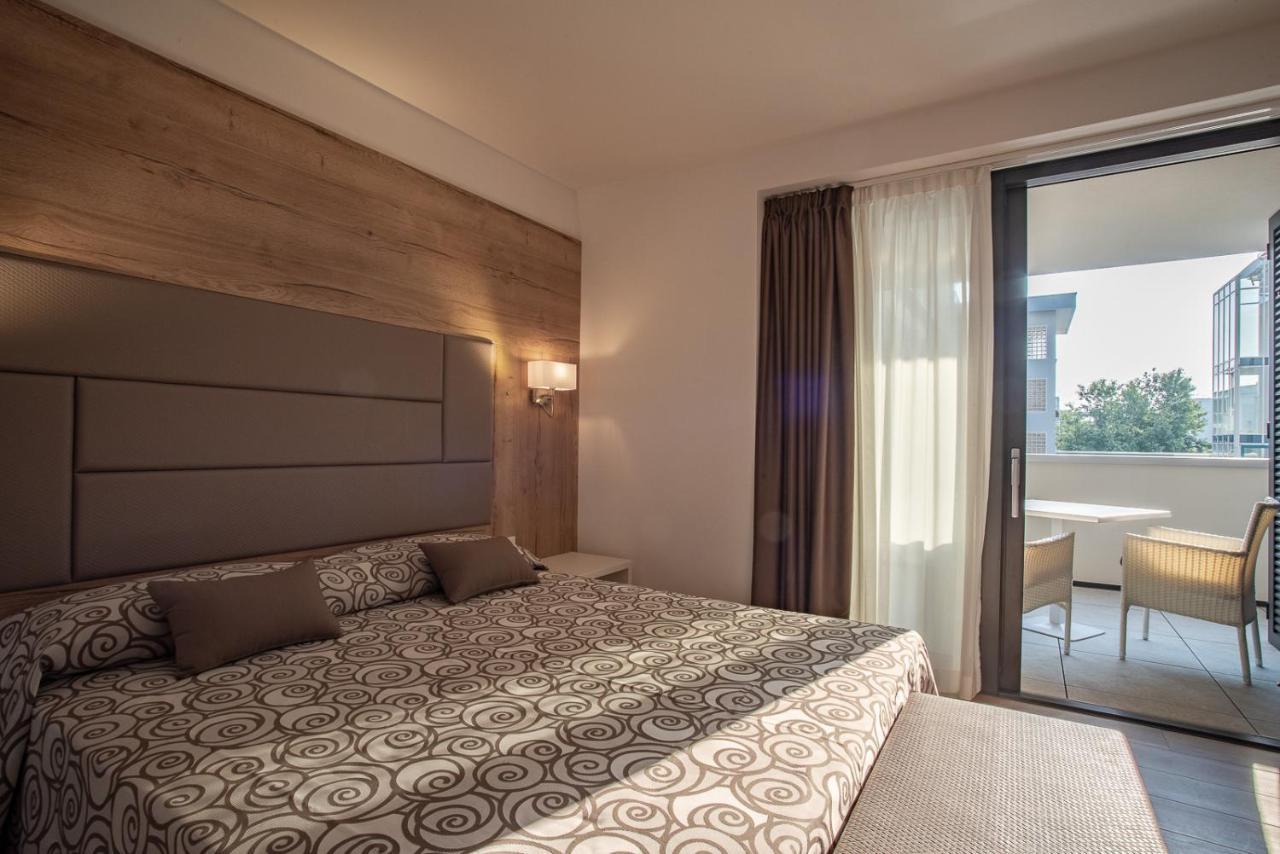 Aparthotel Miramare Grado Dış mekan fotoğraf